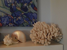 Palmina Mare Villa and Studios