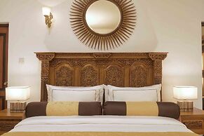 Eagle Regency Boutique Hotel