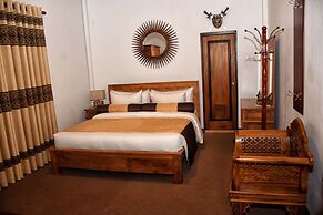 Eagle Regency Boutique Hotel