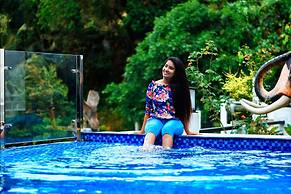 Eagle Regency Boutique Hotel