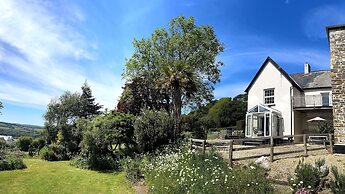 Bishops Tawton Overton House 2 Bedrooms