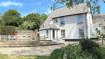 Bishops Tawton Overton House 2 Bedrooms