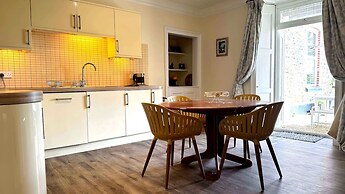 Bishops Tawton Overton House 2 Bedrooms