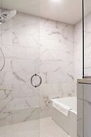 Hotel Saint Louis, Autograph Collection