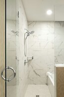 Hotel Saint Louis, Autograph Collection