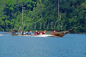 Saichol Floating Resort