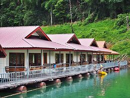 Saichol Floating Resort