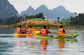 Saichol Floating Resort