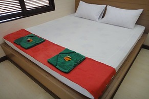 Saichol Floating Resort