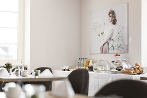 Kunst-Hotel Drei König am Marktplatz Stadt Lörrach