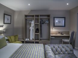 Boulevard Hotel