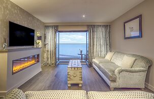 Boulevard Hotel