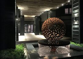 Boulevard Hotel
