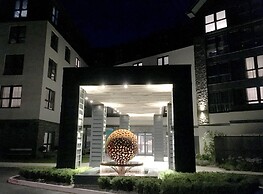 Boulevard Hotel