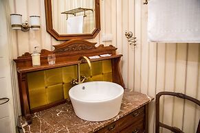 Pakruojis Manor's Palace Boutique Hotel