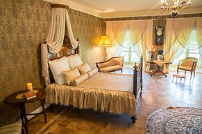 Pakruojis Manor's Palace Boutique Hotel