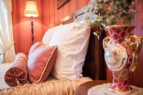 Pakruojis Manor's Palace Boutique Hotel