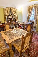 Pakruojis Manor's Palace Boutique Hotel