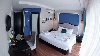 Hanoi La Castela Hotel