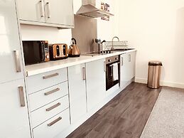 Elthorne Luxury Apartments