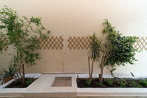 Dolphin Luxury Apartments