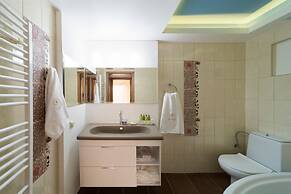 Dolphin Luxury Apartments