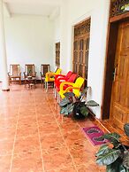 Sudu Neluma Home Stay