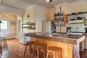 8 bedroom Shamrock Beach Cottage