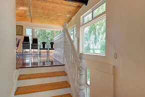 8 bedroom Shamrock Beach Cottage
