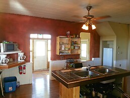 8 bedroom Shamrock Beach Cottage