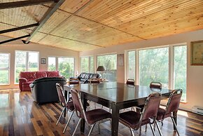 8 bedroom Shamrock Beach Cottage