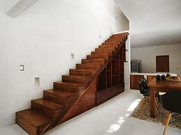 The Mayan Jungle House