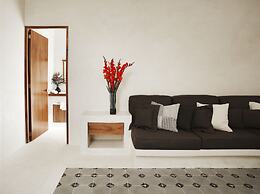 The Mayan Jungle House