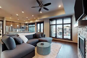 The Residences at Blackstone