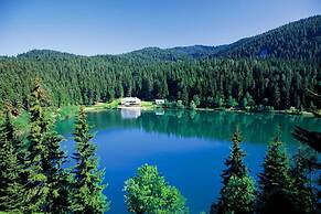 Velikoy Han Konaklari