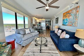 Shoalwater 1106 3 Bedroom Condo by RedAwning