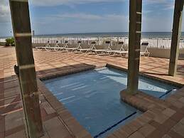 Shoalwater 1106 3 Bedroom Condo by RedAwning