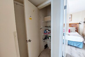 Shoalwater 1106 3 Bedroom Condo by RedAwning