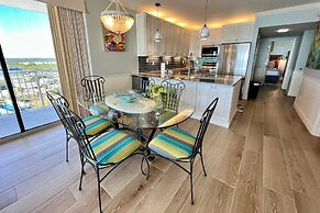 Shoalwater 1106 3 Bedroom Condo by RedAwning