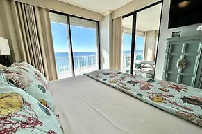 Shoalwater 1106 3 Bedroom Condo by RedAwning