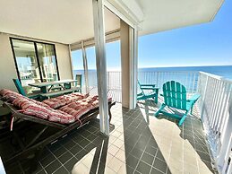 Shoalwater 1106 3 Bedroom Condo by RedAwning