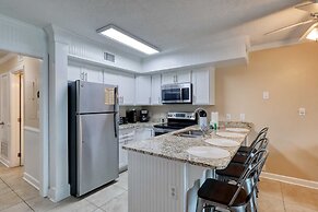 Seacrest 405 1 Bedroom Condo by RedAwning