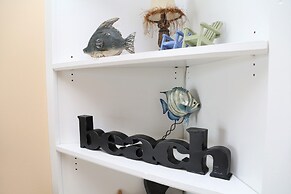 Seacrest 405 1 Bedroom Condo by RedAwning