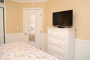 Seacrest 405 1 Bedroom Condo by RedAwning