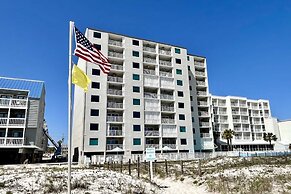 Castaways 9c 2 Bedroom Condo by RedAwning