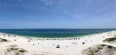 Castaways 9c 2 Bedroom Condo by RedAwning