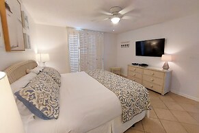 Phoenix Vii-503 3 Bedroom Condo by Redawning