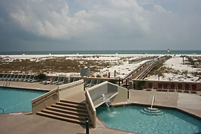 Phoenix Vii-503 3 Bedroom Condo by Redawning