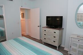 Tropical Winds 304 3 Bedroom Condo by RedAwning