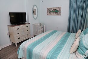 Tropical Winds 304 3 Bedroom Condo by RedAwning